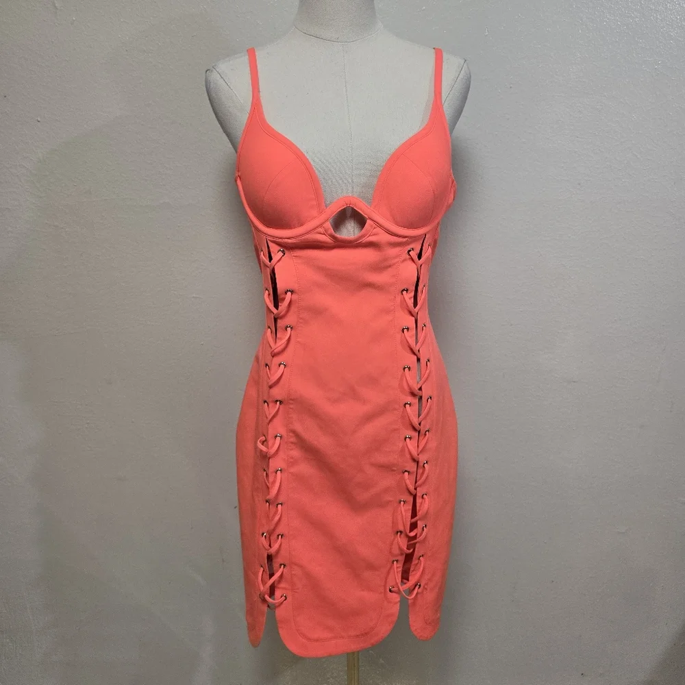 House of CB size large